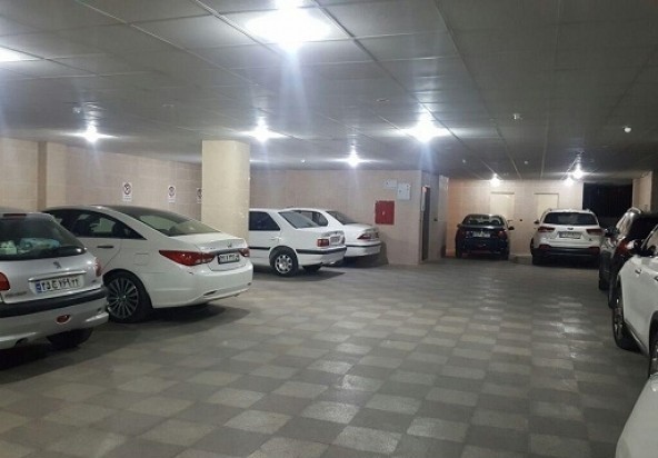 پارکینگ خانه مسافر هجرت شیراز